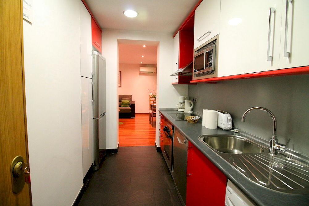 Prado Apartments Madrid Exterior photo
